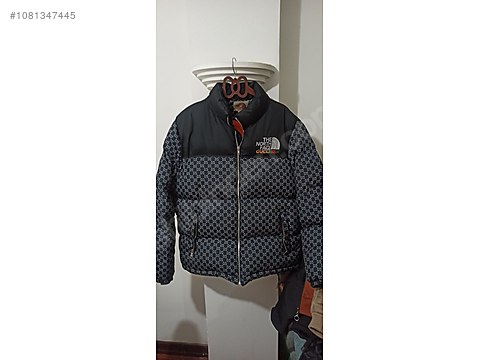 Supreme x the north face best sale leopard nuptse