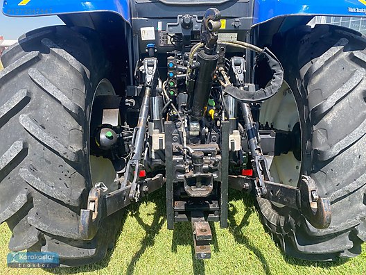 Machinery / Agricultural Machines / Tractors / New Holland / TR6.160S
