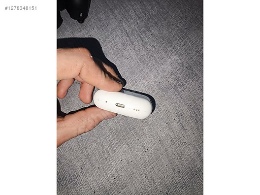 Used & Brand New Items / Cell Phones & Accessories / Accessories / Bluetooth Headphones