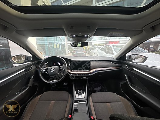 OTOFENİX 2021 SKODA OCTAVIA 1.5 e-TEC SCOUT CAM TAVAN 42.731 KM