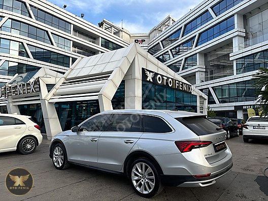 OTOFENİX 2021 SKODA OCTAVIA 1.5 e-TEC SCOUT CAM TAVAN 42.731 KM