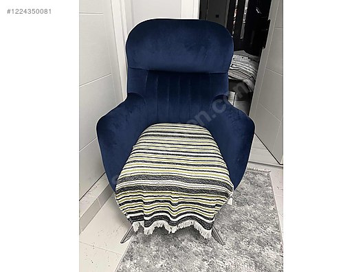 Used & Brand New Items / Home Decor / Furniture / Den & Living Room / Armchair