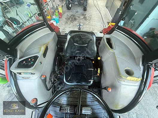 Machinery / Agricultural Machines / Tractors / Case IH / JX90