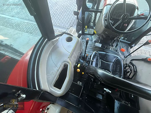 Machinery / Agricultural Machines / Tractors / Case IH / JX90