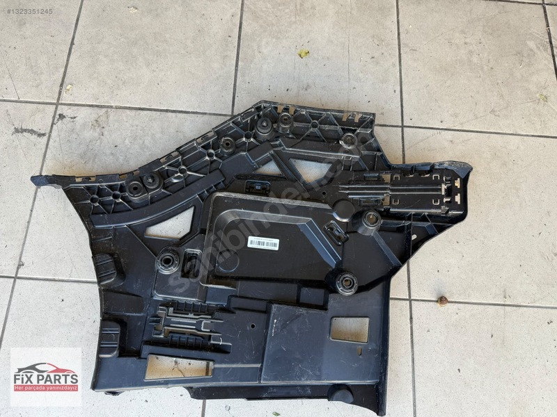 BMW 5 Serisi Tampon Braketi (Arka)