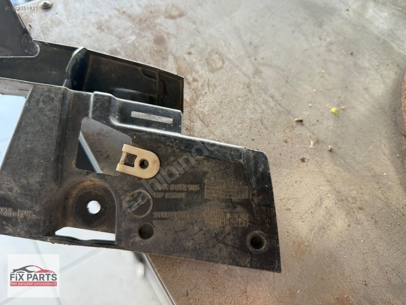 BMW 3 Serisi Tampon Braketi (Ön)