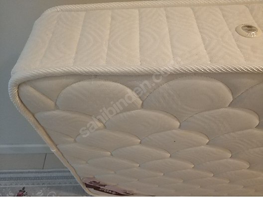 Used & Brand New Items / Home Decor / Furniture / Child & Teen Room / Bed & Mattress