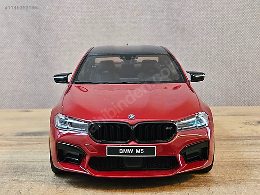 BMW M5 F90 2018 1:18 Norev Dealer - Diecast Model Garage