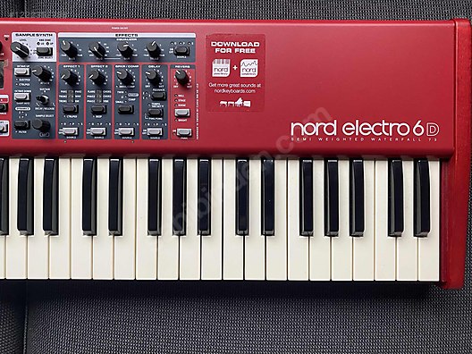 Used & Brand New Items / Music / Musical Instruments / Keyboard Instruments / Synthesizer