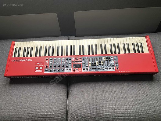 Used & Brand New Items / Music / Musical Instruments / Keyboard Instruments / Synthesizer