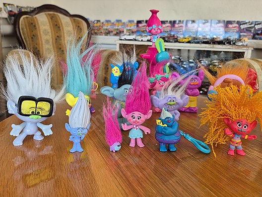 Used & Brand New Items / Toys & Hobbies / Action Figures / Comic Books