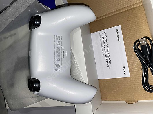 Used & Brand New Items / Gaming & Gamers Exclusive / Gaming Equipment / PC Controller & Gamepad