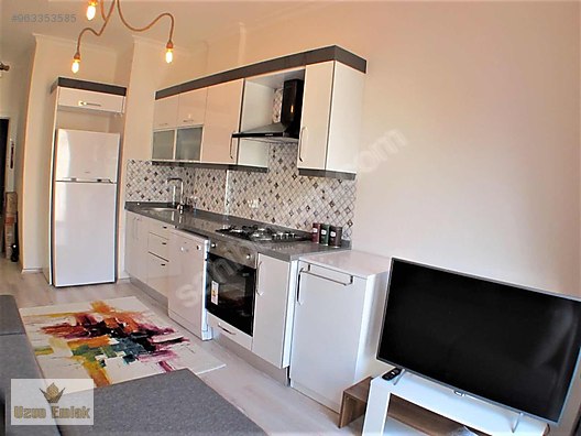cesme merkez carsi yakininda havuzlu esyali kiralik 1 1 daireler kiralik daire ilanlari sahibinden com da 963353585