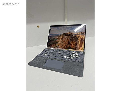 Microsoft Surface Pro 9 256 GB Tablet - 1326354010