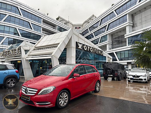 OTOFENİX 2014 MERCEDES B 180CDI B.EFFICIENCY CAM TAVAN 124.320KM