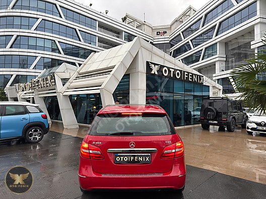 OTOFENİX 2014 MERCEDES B 180CDI B.EFFICIENCY CAM TAVAN 124.320KM