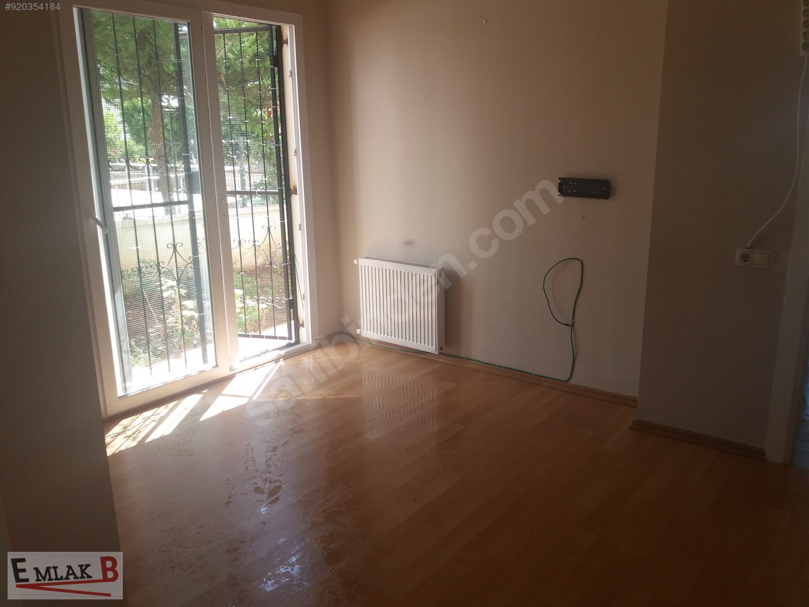 AKKENT�te DOĞALGAZLI CAM BALKONLU HOBİ BAHÇELİ 2+1 SATILIK DAİRE