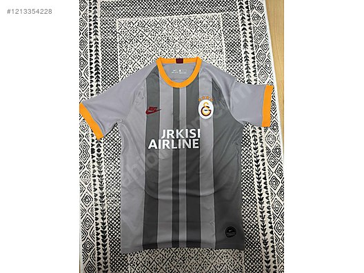 超レア！長友佑都　サイン入り ガラタサライ ユニフォーム M 超レア！長友佑都 サイン入り ガラタサライ ユニフォーム M 2025年最新