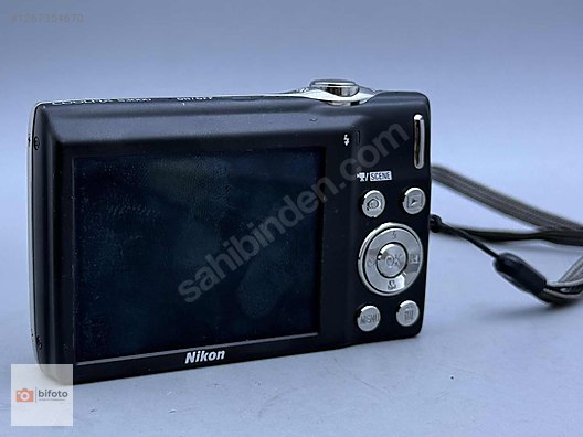 Kompakt / Nikon / Coolpix S3000 / Nikon Coolpix S3000 - Az
