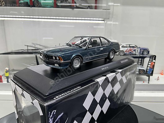 Minichamps Diecast Model 1:18 BMW Araba - 1294354755