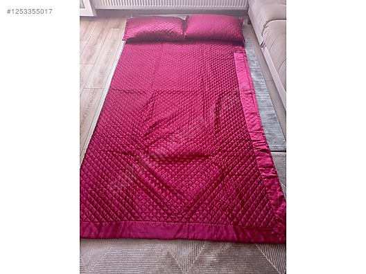 Used & Brand New Items / Home Decor / Home Textiles / Bedspread