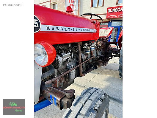 Machinery / Agricultural Machines / Tractors / Massey Ferguson / 135