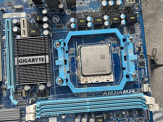 Used & Brand New Items / Computers / Desktops / Desktop Components / Motherboards