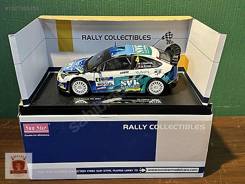 Sunstar Diecast Model 1:18 Ford Araba - 1327355353