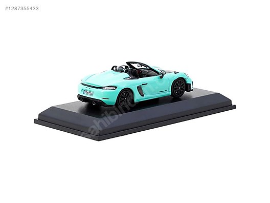Minichamps Diecast Model 1:64 Porsche Araba - 1287355433
