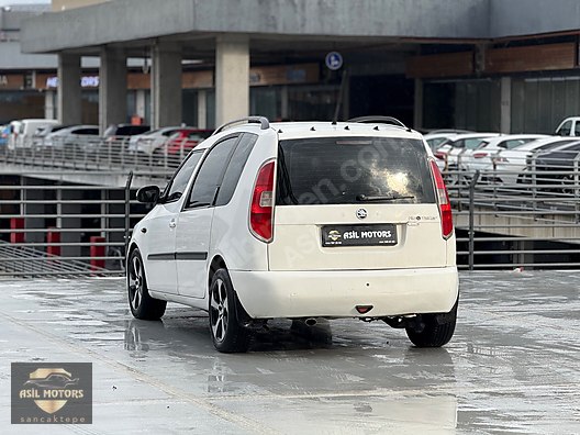 Vasıta / Otomobil / Skoda / Roomster / 1.2 / Style