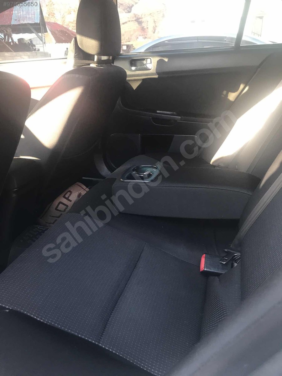 Mitsubishi / Lancer / 1.6 / Invite / Memurdan satılık köpek balıgı