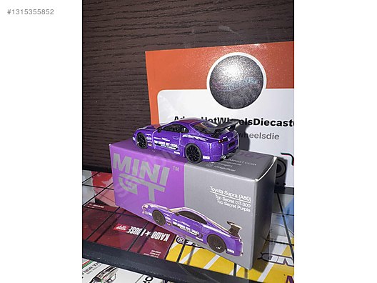 Mini GT Diecast Model Diorama Set - 1315355852