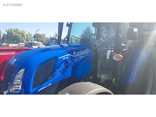 Machinery / Agricultural Machines / Tractors / New Holland / T4.75S