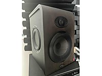 İki adet Focal 65 Shape