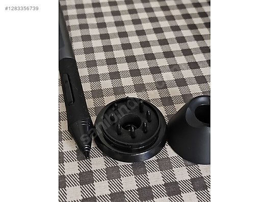 Used & Brand New Items / Computers / Peripherals / Graphics Tablets