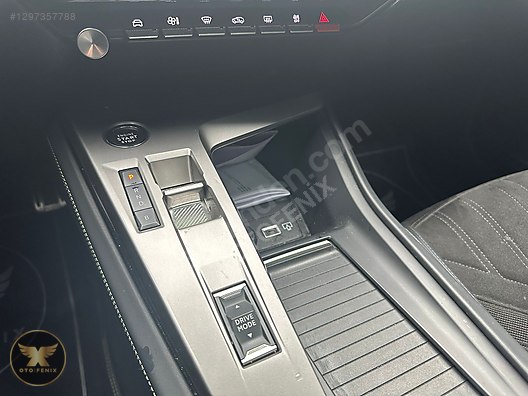OTOFENİX 2024 PEUGEOT E-308 GT 36.000 KM