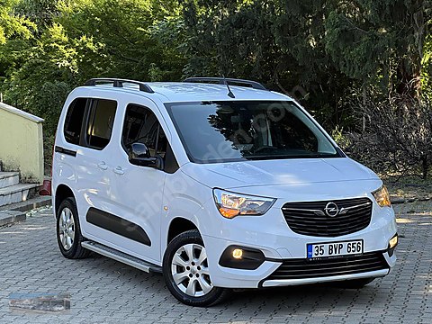 2023 MODEL HATASIZ BOYASIZ 72.000 KM DE OPEL COMBO...