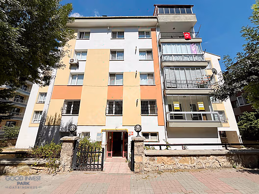 Örnekevler'de Eminevim-Fuzulevim Uygun Güney Cephe 3+1 Daire
