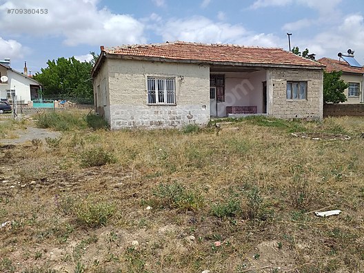 Emlak Ofisinden 2+1, 750 m² Kiralık Müstakil Ev 250 TL�ye sahibinden