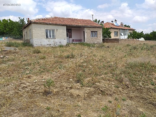 Emlak Ofisinden 2+1, 750 m² Kiralık Müstakil Ev 220 TL�ye sahibinden