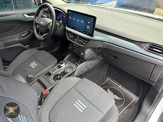 OTOFENİX 2023 FORD FOCUS 1.5 ECOBLUE ACTIVE X OTOMATİK 40.955 KM
