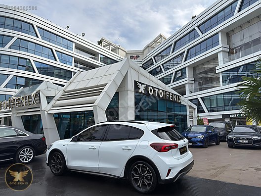 OTOFENİX 2023 FORD FOCUS 1.5 ECOBLUE ACTIVE X OTOMATİK 40.955 KM