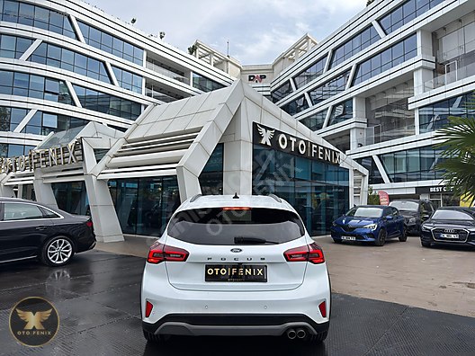 OTOFENİX 2023 FORD FOCUS 1.5 ECOBLUE ACTIVE X OTOMATİK 40.955 KM