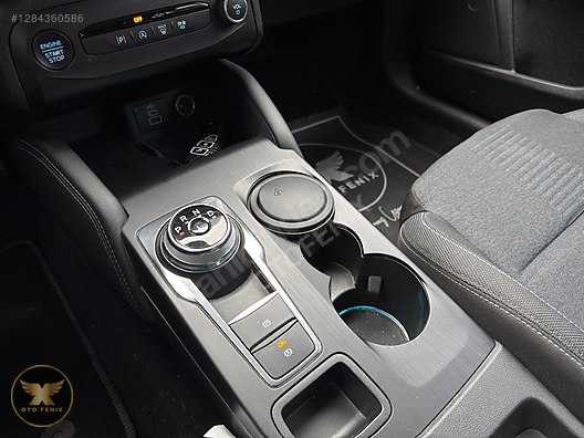 OTOFENİX 2023 FORD FOCUS 1.5 ECOBLUE ACTIVE X OTOMATİK 40.955 KM