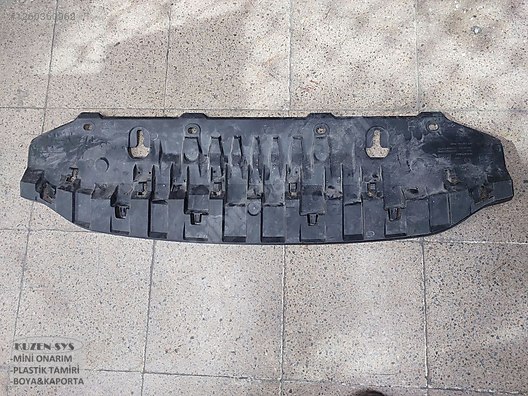 Skoda Süper B Ön Tampon Alt Muhafaza ORJİNAL 3V0807611 - İlan ve