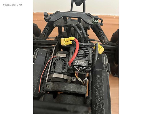 Memurdan temiz savage flux 6s esc motor orjinal hpı 1/8 savage x