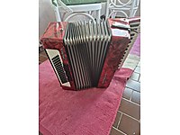 weltmeister marka orijinal kutusunda akordiyon