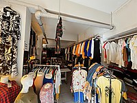 RWDEN KOYUNOGLUNDA KOSE BASI SATILIK DUKKAN #1268362365