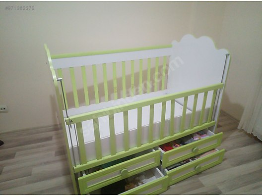besik karyola bebek besik yatagiyla birlikte hem sallanir hem sabit yere kur sahibinden comda 971362372