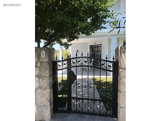 ALACATI MERKEZDE SAHIBINDEN GUNLUK KIRALIK EV Günlük Kiralık Müstakil